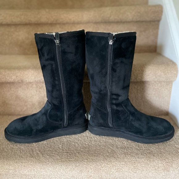 ONLY WORN ONCE UGG AUSTRALIA BLACK SUMNER BOOTS size 7 - Picture 3 of 5
